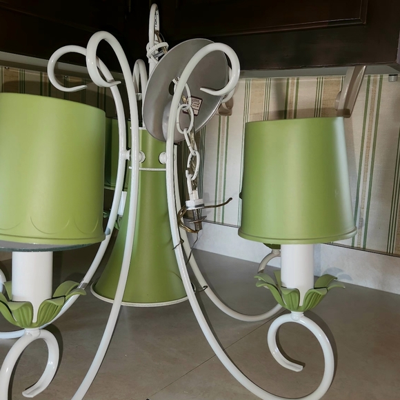 Antique Chandelier and 2 matching wall sconces - Picture 3 of 3